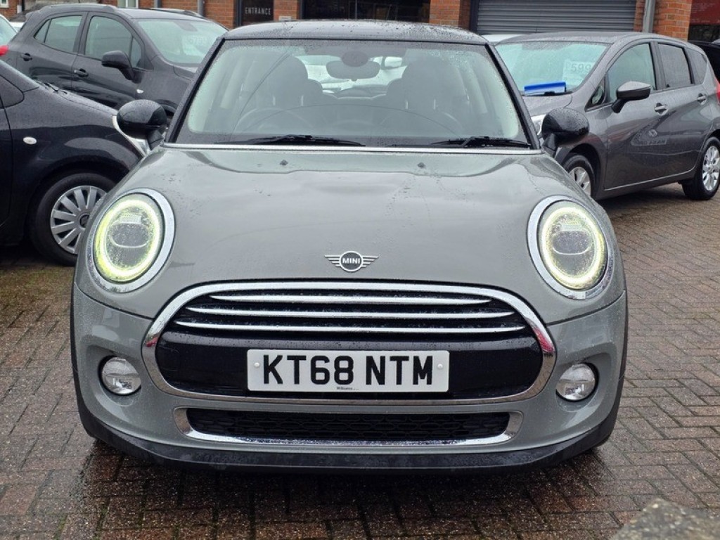 2019 MINI Hatch