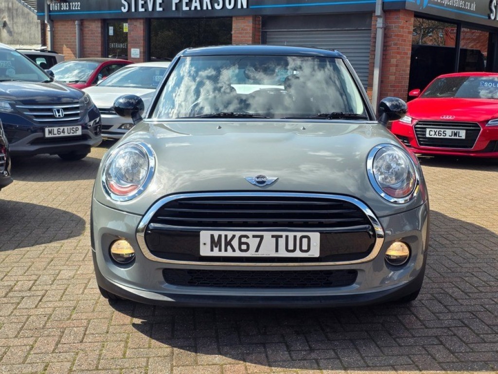 2017 MINI Hatch
